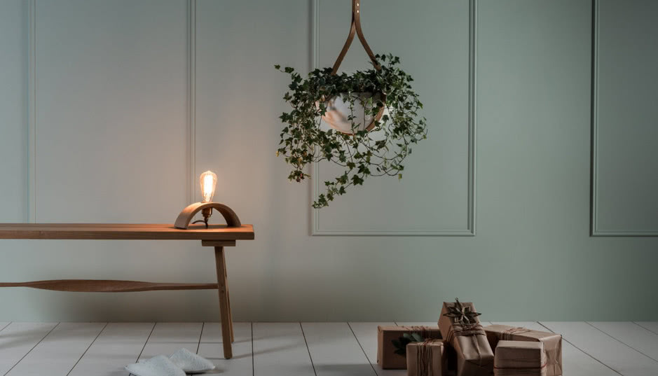 Zielone wnętrza w kolorze szałwiowym - hit na 2023 rok!