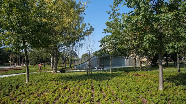 Toaleta publiczna przy Al. Roguckiego w Płocku, proj. Stanisław Łukasz Spychaj