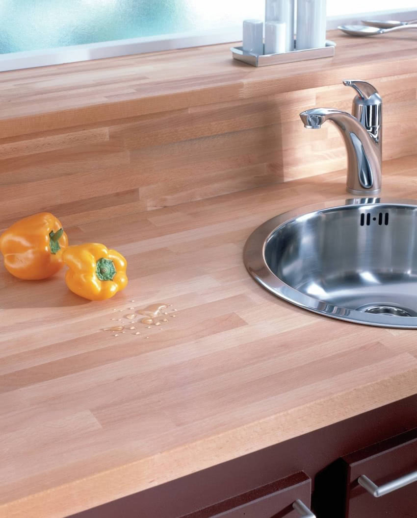 Lakierem do blatów kuchennych V33 można odnawiać...