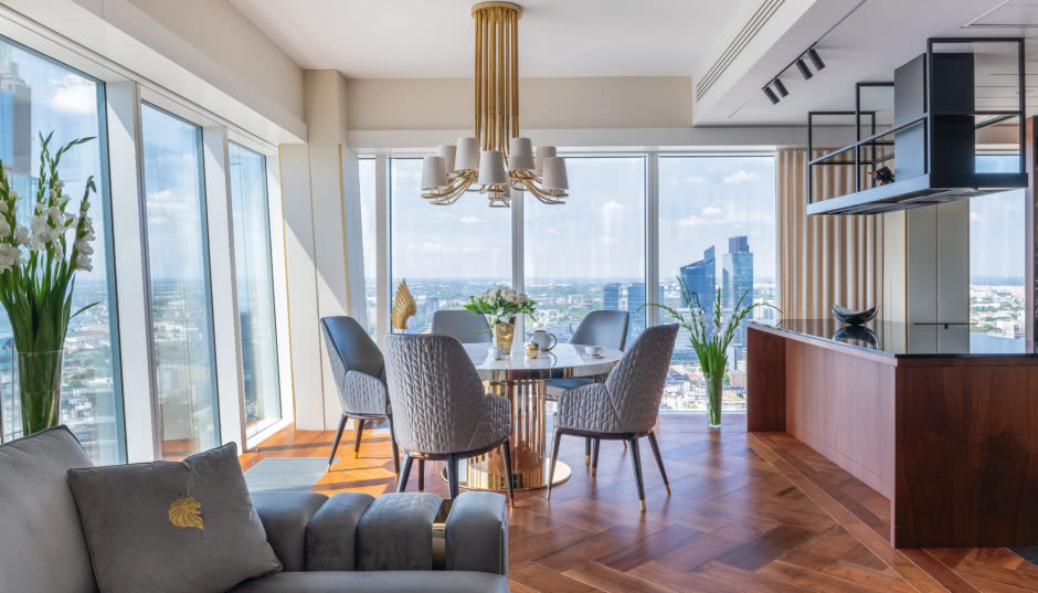 Luksusowy apartament w Warszawie przy Złotej 44 w stylu glamour