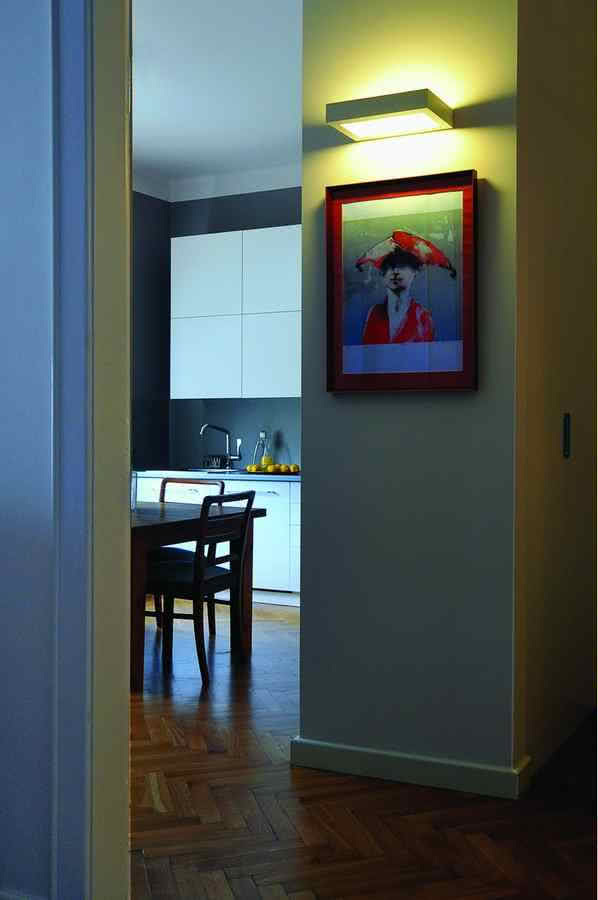 Mieszkanie w kamienicy - hol.