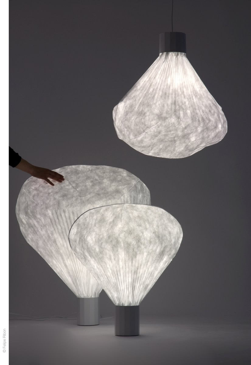 Papierowa lampa
Inga ma słabość do plis. To...