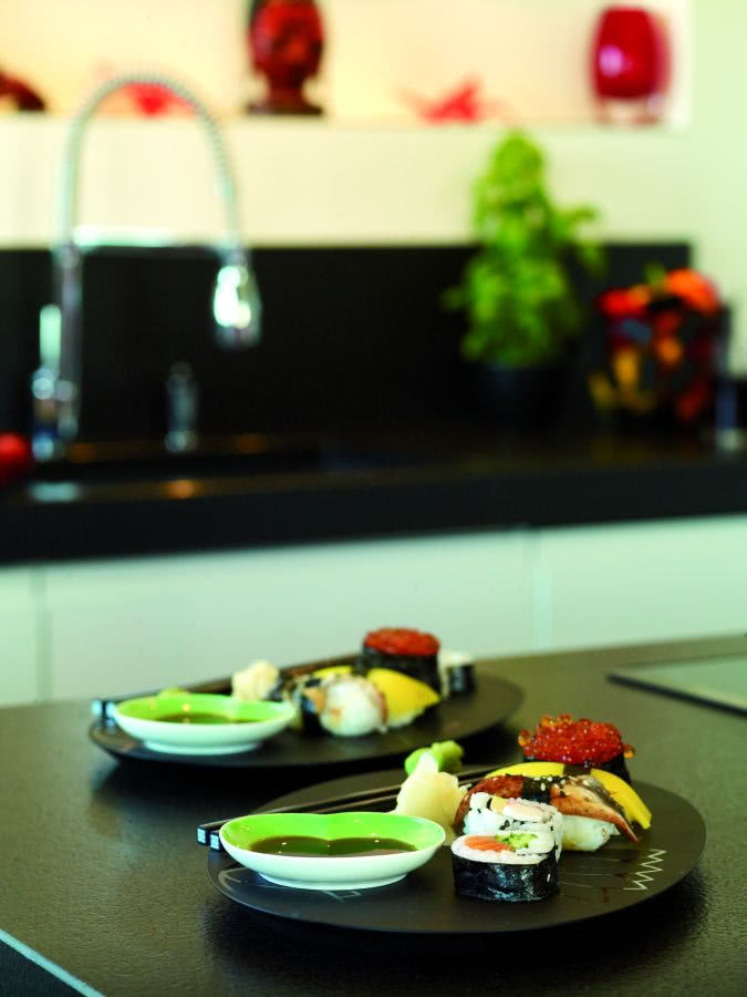 Kuchnia. Nawet nakrycia stołowe idealnie pasują...