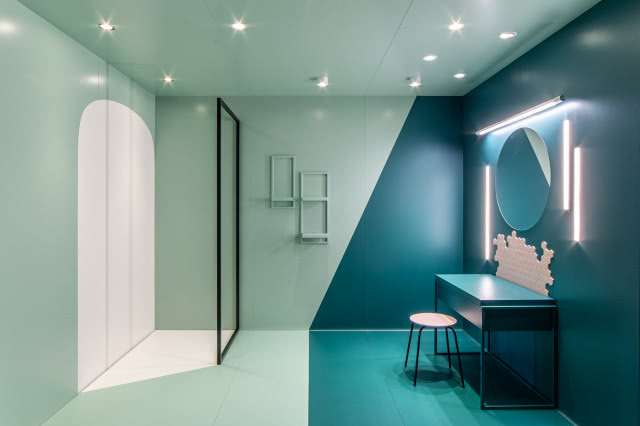 Łazienka w niebieskim odcieniu