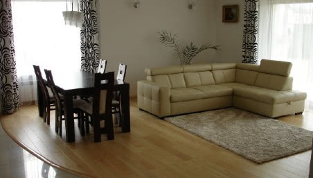 Jakie meble do beżowego salonu?