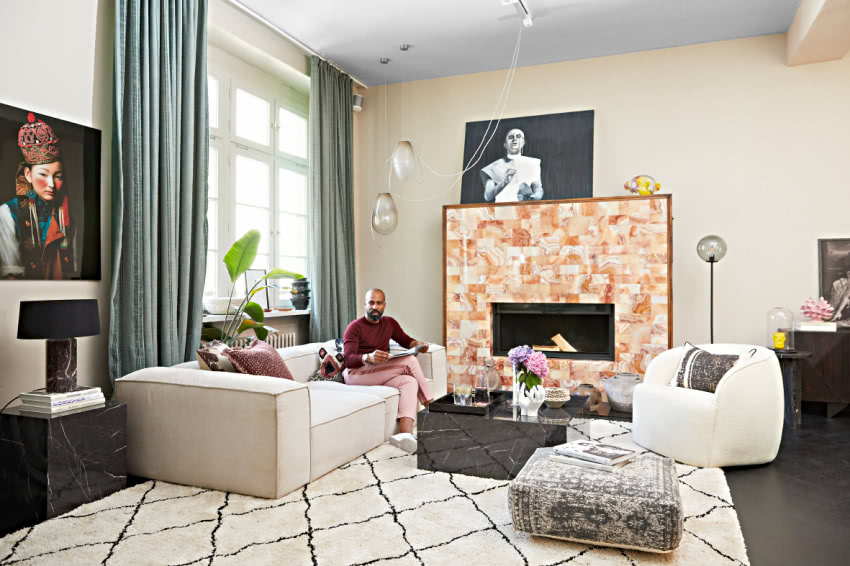 Pan domu prowadzi niezwykle bogate życie...