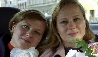 Dziergane meble. Grupa Monomoka