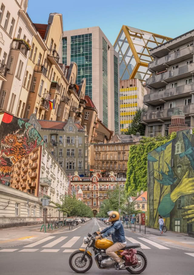 Miejskie Marzenia - Abstrakcje Polskich Miast, Mateusz Sobierajski