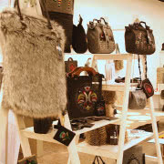 Patatay - drewniane bujane zabawki. Proj. Iwona...