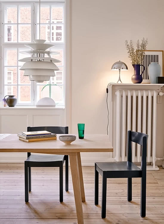 minimalistyczne wnętrze w duńskim stylu