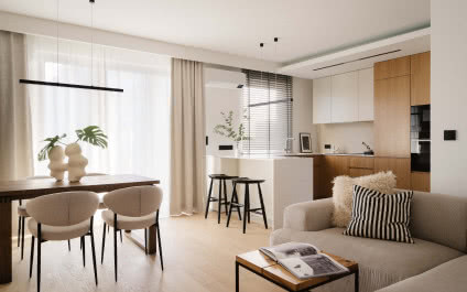 Japoński minimalizm w Warszawie. Wymarzone mieszkanie dla młodej pary