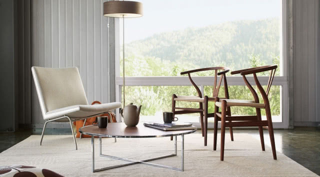 krzesła we wnętrzu