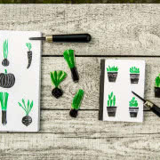Piękne wyroby papiernicze Wood & Paper powstają...