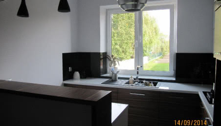 Jaki karnisz na okno do kuchni?