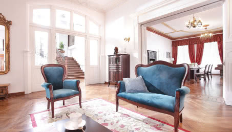 Wiktoria - współczesne meble w pałacowych wnętrzach!