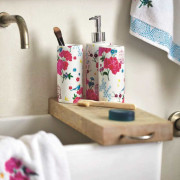 Szyk i elegancja - zastawa stołowa i szkło z...