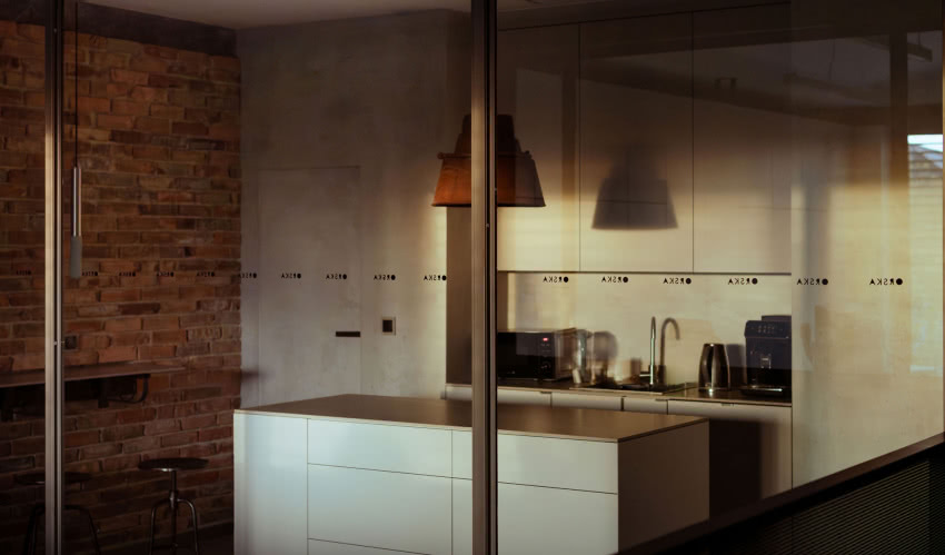 Zabytkowy Stary Folwark zaadaptowano na siedzibę...