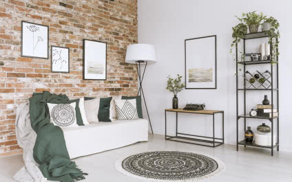 Ściana z cegły - jak wykorzystać ceglaną dekorację we wnętrzu?