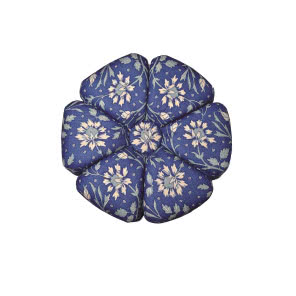 Obity tkaniną
puf Blue Flower,
WHITEHOUSE
DESIGN, 850 zł