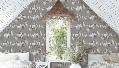 Sypialnia na poddaszu ze skosem - intymna przestrzeń czy wyzwanie?