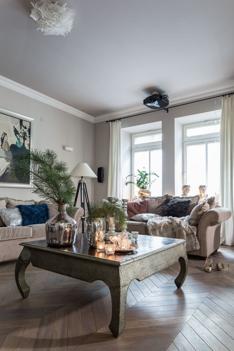 Eklektyczny salon w starej willi