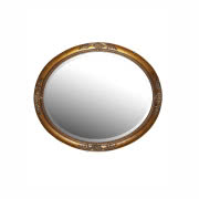 Lustro w drewnianej ramie