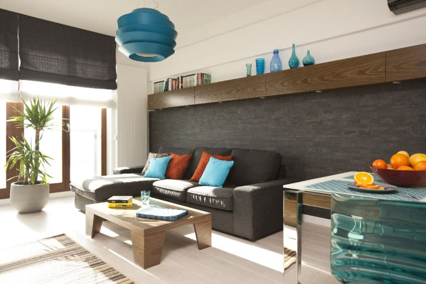 Niezwykła ściana wyłożona mozaiką z gresu...