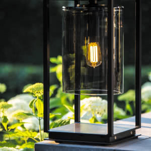 Jak stworzyć własną oazę relaksu w ogrodzie i na tarasie?