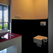 Nowoczesna architektura i widok na Tatry