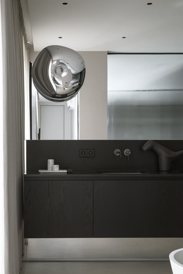 Czarna łazienka pomysł na aranżację