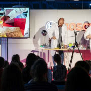 Magiczne eksperymenty z pralkami Bosch  