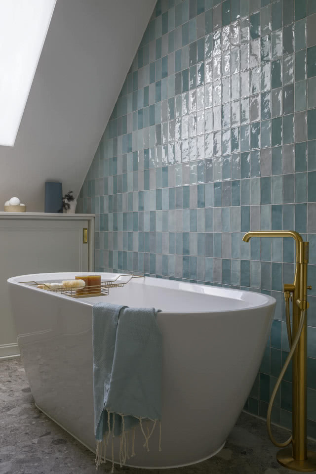 Niezwykła metamorfoza przedwojennego domu. Błękit w roli głównej