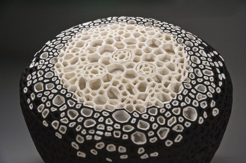 Virus
Nazwy poszczególnych mebli zdradzają...