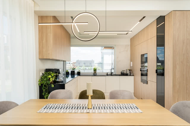 zabudowa kuchenna w kształcie litery U