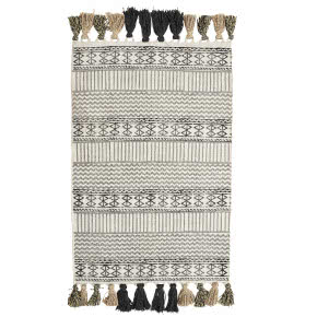 Nitki w ruch - meble i dodatki z frędzlami