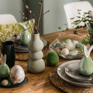 Wokół wielkanocnych celebracji - jaki stół wybrać?