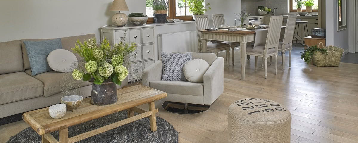 Prosto, naturalnie, elegancko... dom w Wesołej