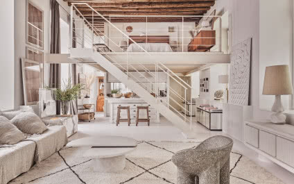 Hiszpański apartament w stylu soft loft! Powstał z dawnego klasztoru!