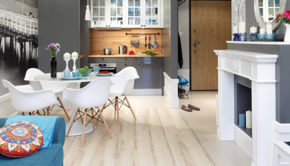 Turkus, fototapety i szczypta Orientu - mieszkanie w Sopocie