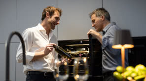 Jak stworzyć idealne warunki do przechowywania wina w kuchni? Eksperci Franke podpowiadają