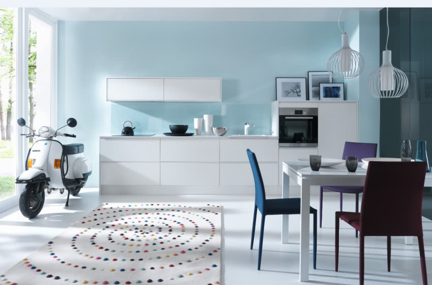 38th Elysse Avenue, meble kuchenne z białymi...