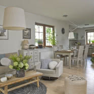 Prosto, naturalnie, elegancko... dom w Wesołej