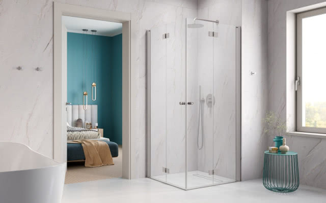 bezpieczna tafla szkła w kabinie prysznicowej