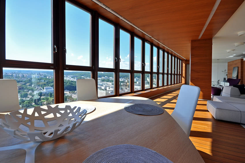 Jadalnia jest minimalistyczna. Królują tu piękny...