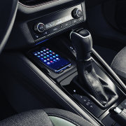 Dzięki systemowi ŠKODA
Connect kierowca ma...