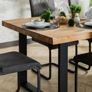 Wokół wielkanocnych celebracji - jaki stół wybrać?