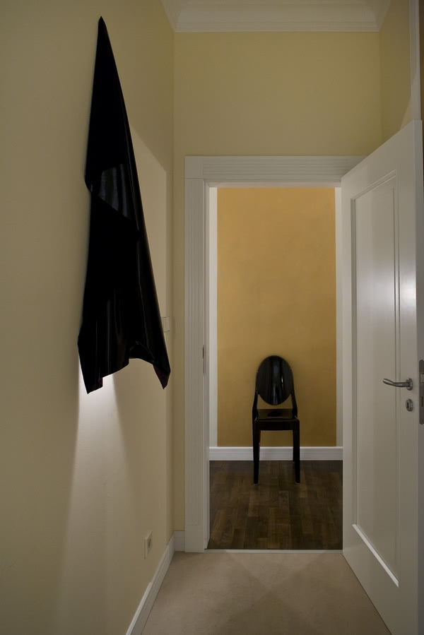 Krzesło Victoria Ghost Phillipe Starcka.