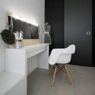 Biały salon, biała sypialnia, biały gabinet - mieszkanie dla relaksu