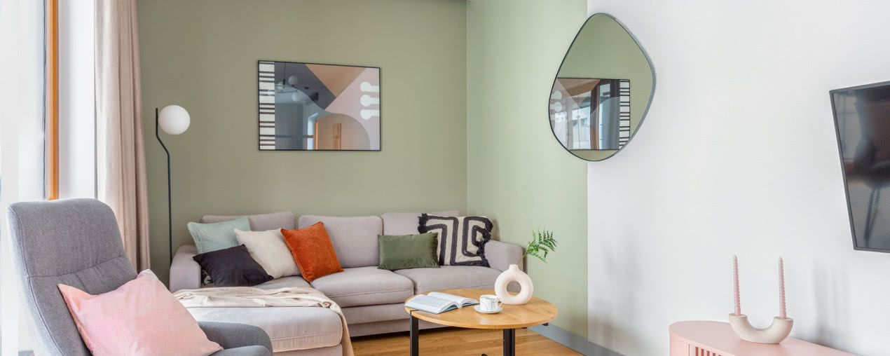 Mieszkanie w stonowanych barwach -znajduje się tuż przy Łazienkach Królewskich!