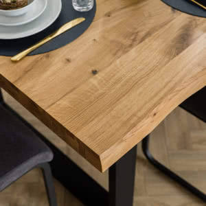 Wokół wielkanocnych celebracji - jaki stół wybrać?